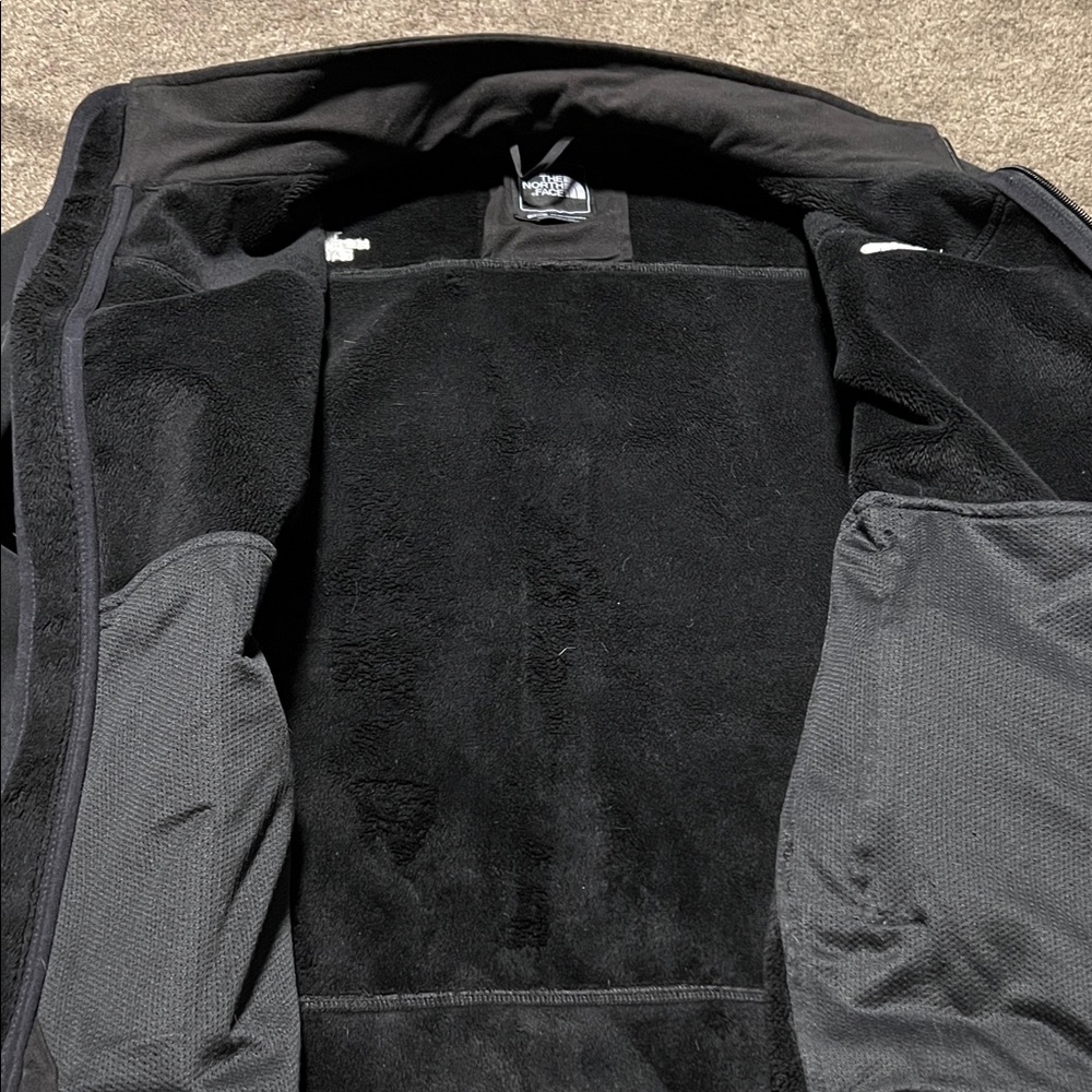 The North Face Men's Performance Softshell Jacket - image 4